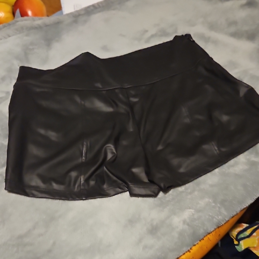 SHEIN Black High-Waist Faux Leather Shorts